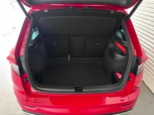 Škoda Karoq SPORTLINE TDI SCR in mittelrot - metallic