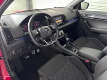 Škoda Karoq SPORTLINE TDI SCR in mittelrot - metallic
