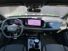 Audi A6 Limousine e-hybrid quattro 270 kW in Firmamentblau Metallic