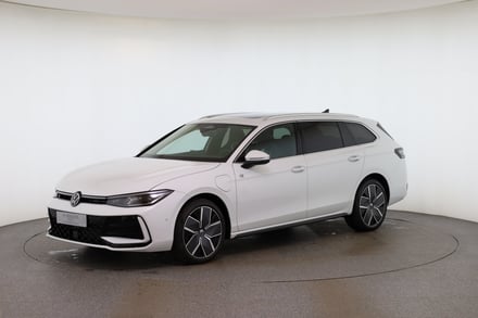 VW Passat Variant Sport eHybrid 150kW