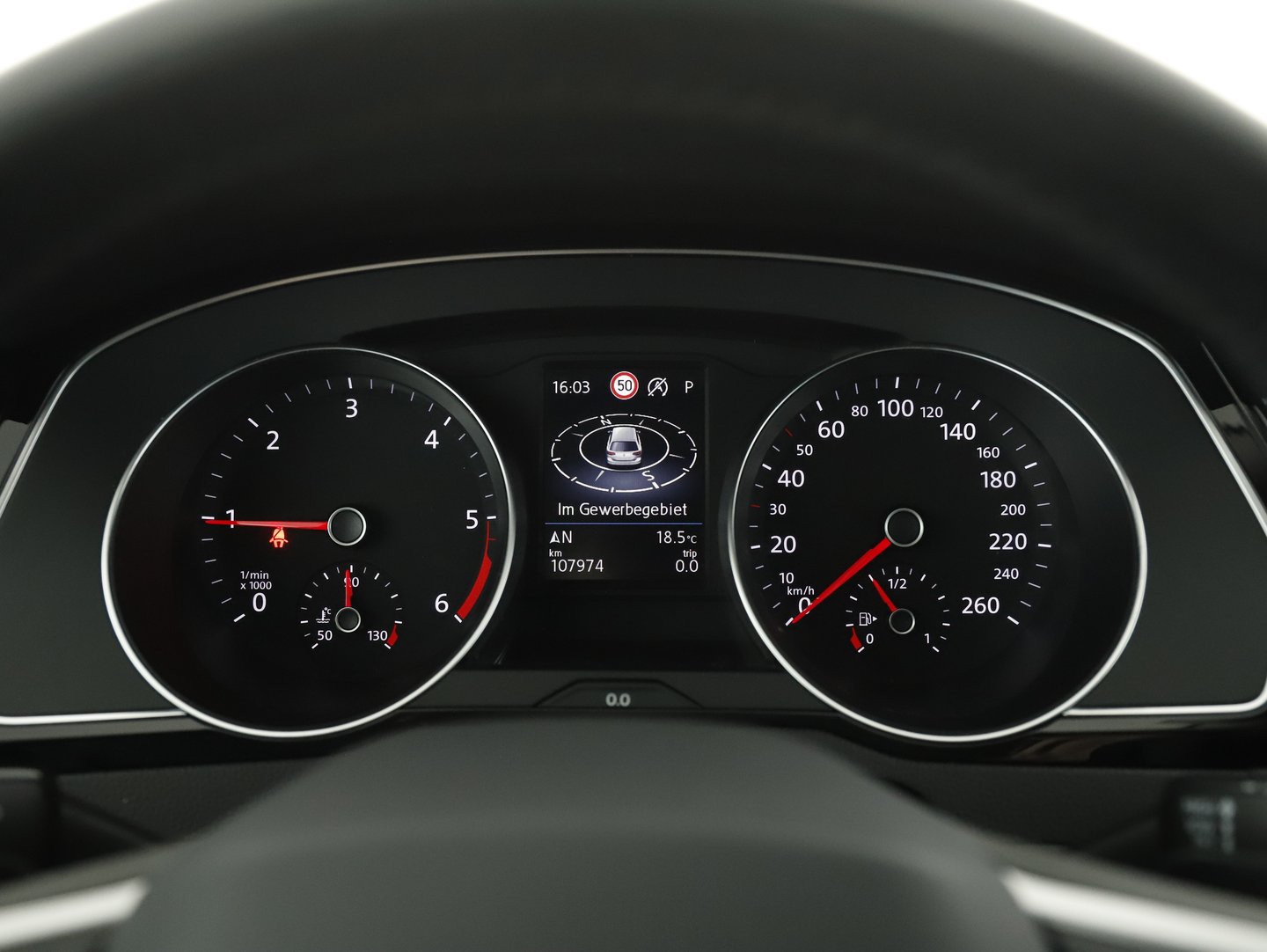 VW Passat Variant Business TDI DSG | Bild 15 von 29