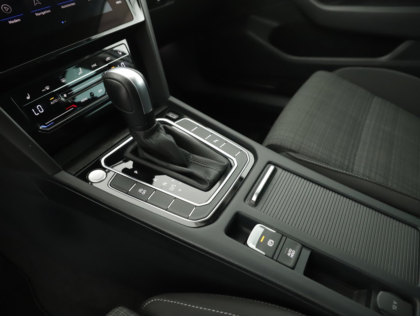 VW Passat Variant Business TDI DSG | Bild 23 von 29