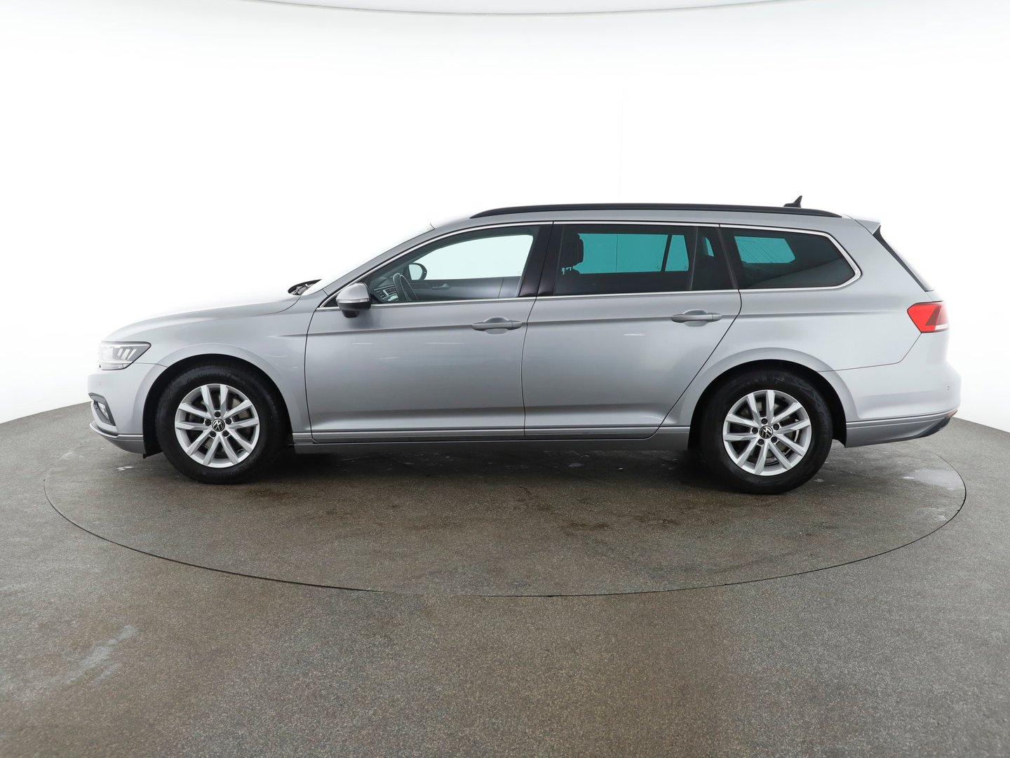 VW Passat Variant Business TDI DSG | Bild 8 von 29