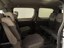 VW Multivan Edition ÜH eHybrid 180 kW 4M in Monosilber Metallic/Dach Deepblack