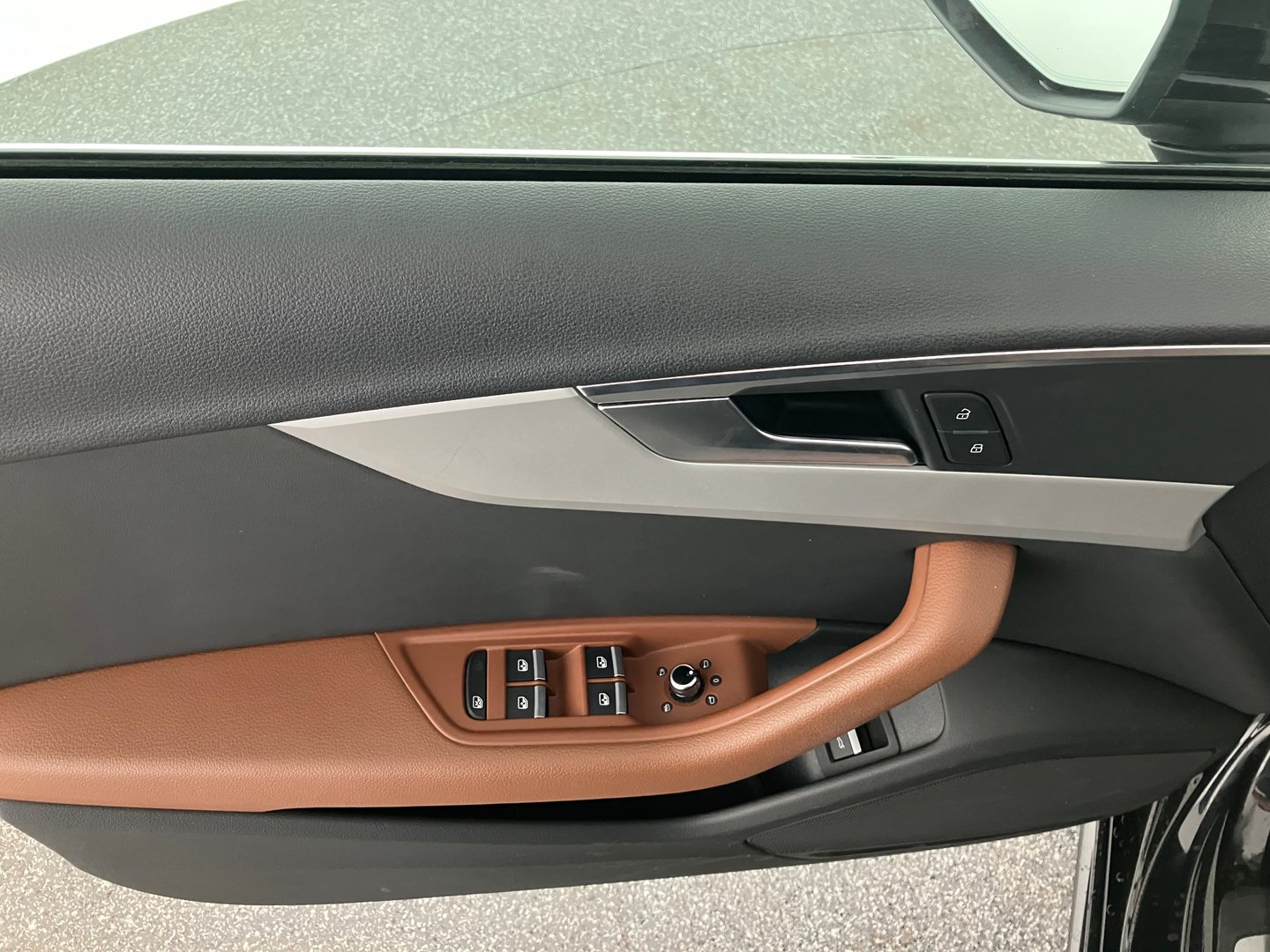 Audi A4 Avant 35 TDI S line | Bild 4 von 15