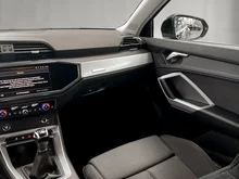 Audi Q3 35 TDI S line exterieur in MYTHOSSCHWARZ METALLIC