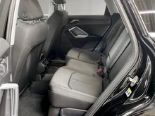 Audi Q3 35 TDI S line exterieur in MYTHOSSCHWARZ METALLIC