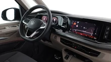 VW Multivan Style KR in Deep Black Perleffekt