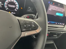VW Tiguan Friends eTSI DSG in Pure White
