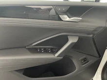 VW Tiguan Friends eTSI DSG in Pure White
