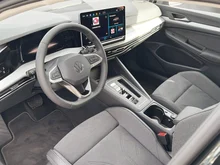 VW Golf Rabbit mHEV DSG in Grenadillschwarz Metallic