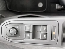 VW Golf Rabbit mHEV DSG in Grenadillschwarz Metallic