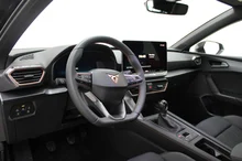 CUPRA Leon 1.5 TSI in Nacht-Schwarz Metallic