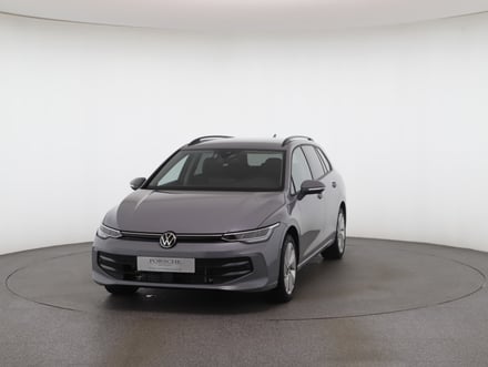 VW Golf Variant Business mHeV DSG