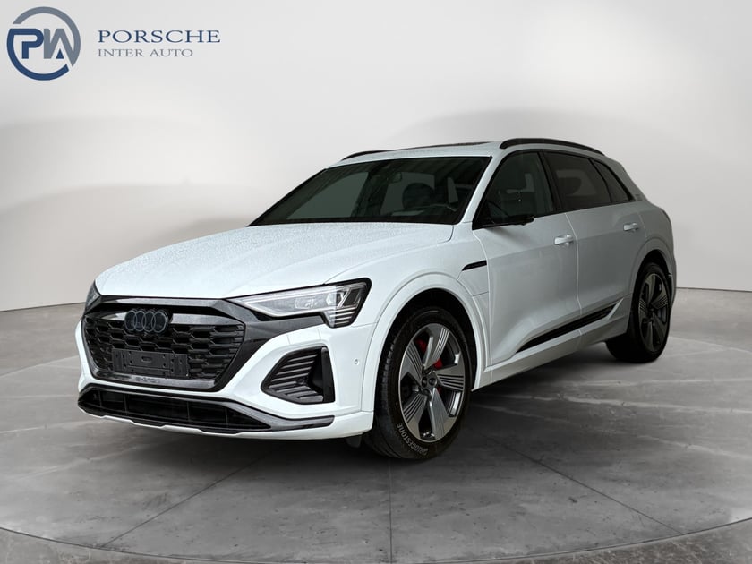 Audi Q8 55 e-tron quattro S line