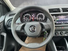 Thumbnail-Foto von Fahrzeug