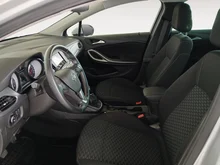 Opel Astra 1,2 Turbo Direct Injection Edition in silber - metallic