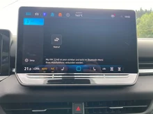 VW T-Roc Life eTSI DSG in Pure White Dach Black Uni
