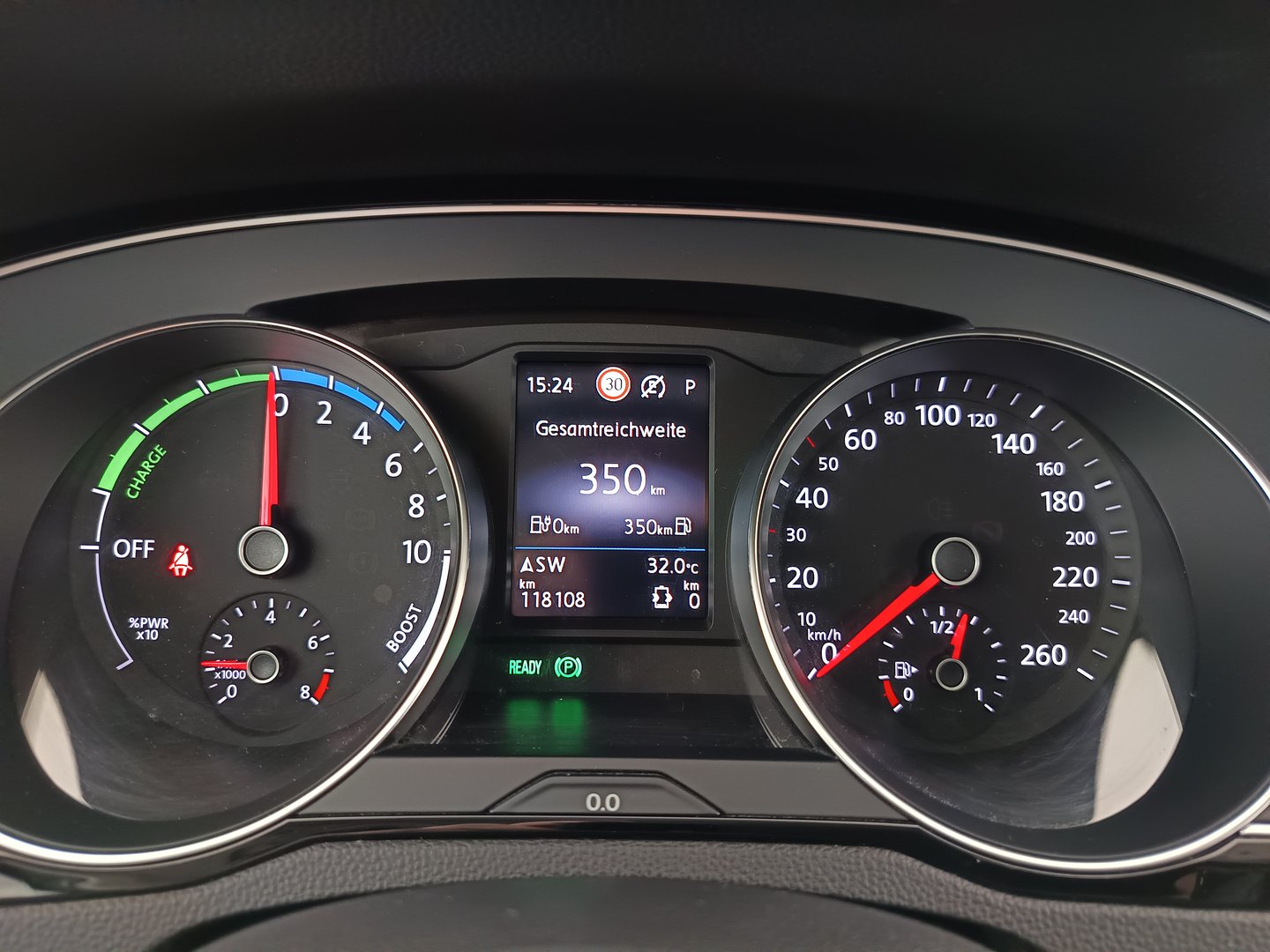 VW Passat Variant GTE | Bild 12 von 27