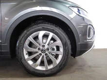 Thumbnail-Foto von Fahrzeug