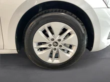 Škoda Octavia Combi Selection TDI DSG in Brillant-Silber Metallic