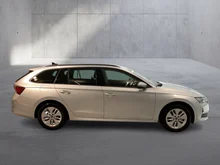 Škoda Octavia Combi Selection TDI DSG in Brillant-Silber Metallic