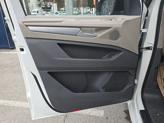 Bild eines VW Multivan Edition ÜH eHybrid 180 kW 4M