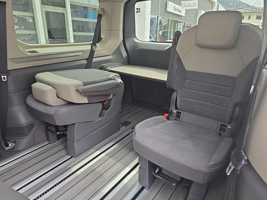 Bild eines VW Multivan Edition ÜH eHybrid 180 kW 4M