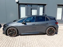 CUPRA Born PLUS 58/61 140kW/190PS in Tambora-Grau Metallic