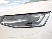 VW Multivan Business eHybrid 180 kW 4MOTION in Candyweiß