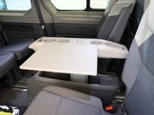 VW Multivan Business eHybrid 180 kW 4MOTION in Candyweiß