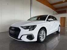 Audi A3 Sportback 30 TFSI in weiß
