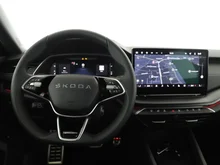 Škoda Octavia Combi Sportline TDI DSG in Stahl-Grau