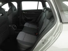 Škoda Octavia Combi Sportline TDI DSG in Stahl-Grau