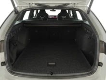 Škoda Octavia Combi Sportline TDI DSG in Stahl-Grau