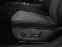 Škoda Octavia Combi Sportline TDI DSG in Stahl-Grau