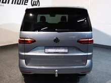 VW Multivan Life eHybrid 180 kW 4MOTION in Monosilber Metallic