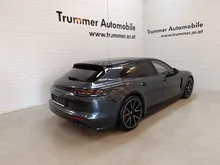 Porsche Panamera Sport Turismo GTS in mittelgrau - normal