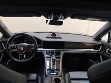 Porsche Panamera Sport Turismo GTS in mittelgrau - normal