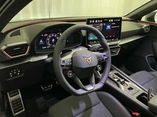 CUPRA Leon SP Kombi e-HYBRID 150/204 in Nacht-Schwarz Metallic