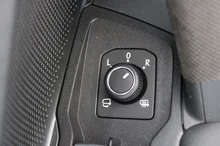 VW Tiguan Sport eHybrid DSG 150 kW in Pure White