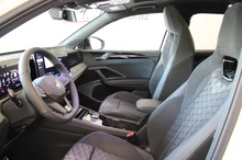 VW Tiguan Sport eHybrid DSG 150 kW in Pure White