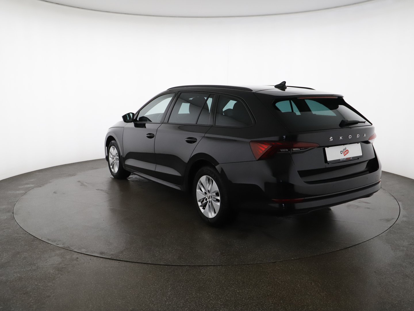 Škoda OCTAVIA Combi Ambition TDI DSG | Bild 2 von 16