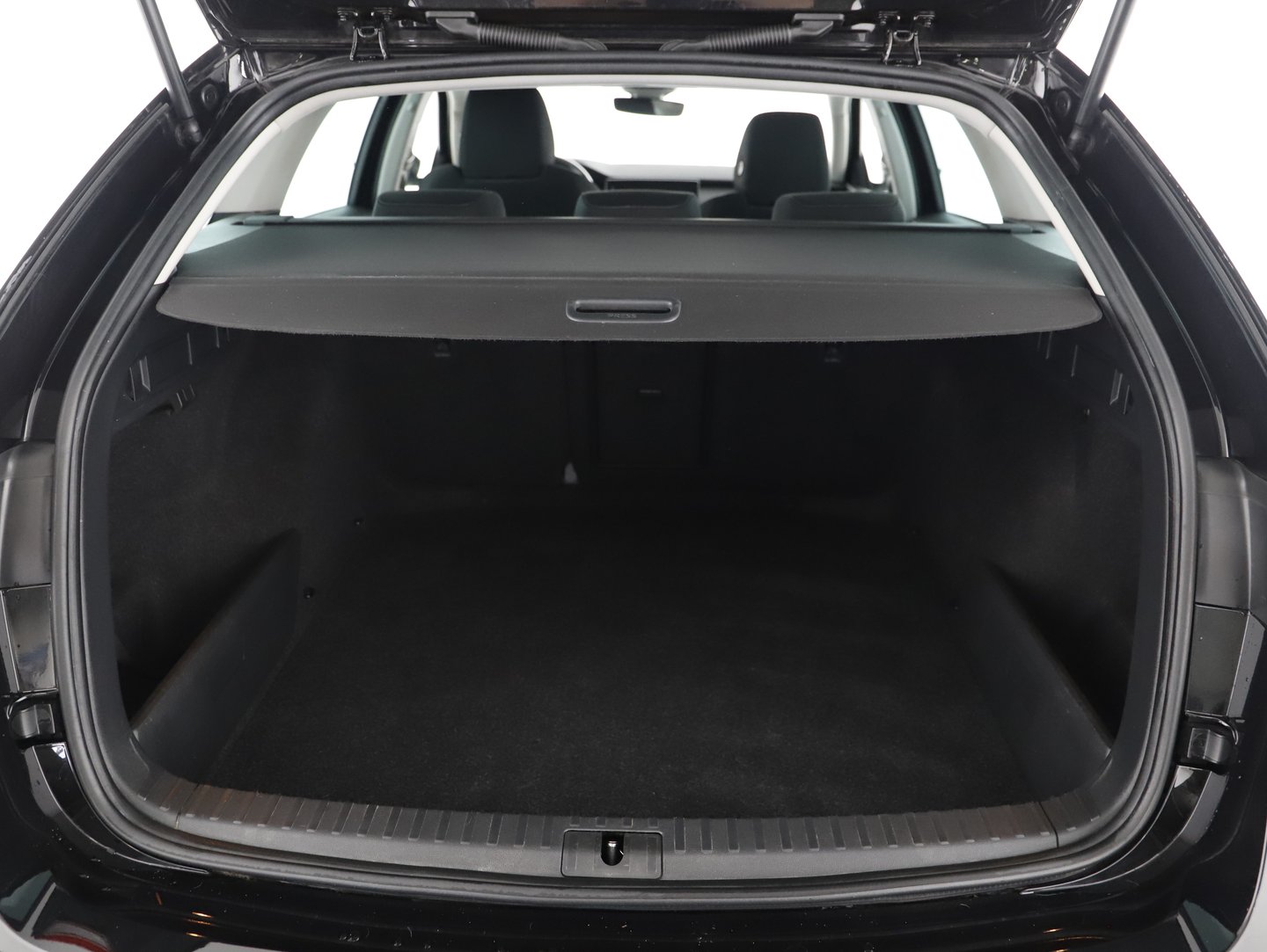 Škoda OCTAVIA Combi Ambition TDI DSG | Bild 14 von 16