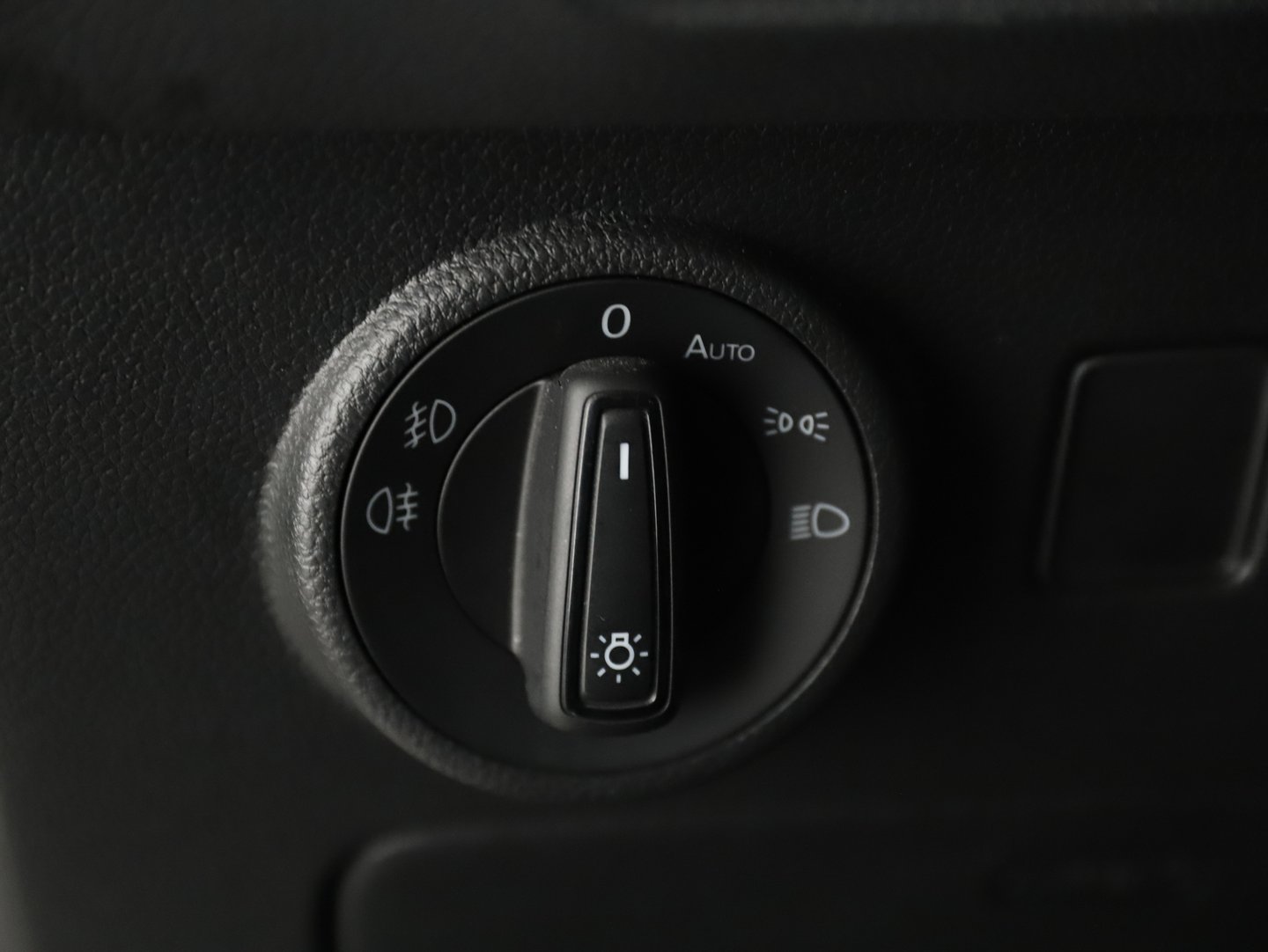 SEAT Ateca FR 2.0 TDI DSG 4Drive | Bild 12 von 29