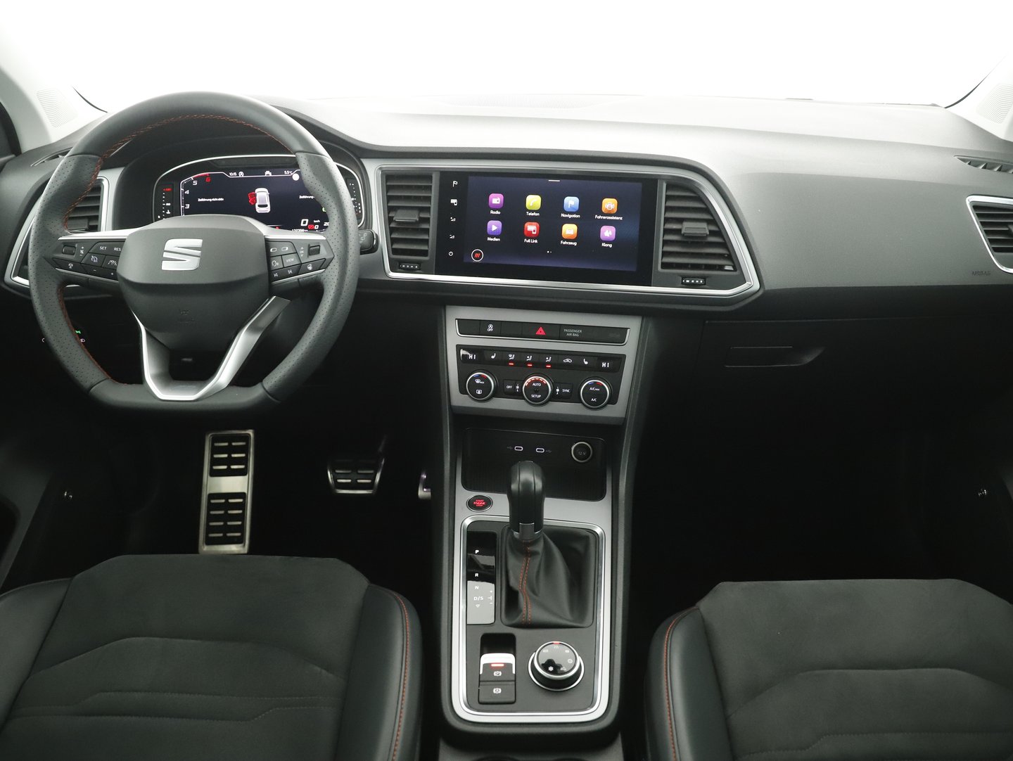 SEAT Ateca FR 2.0 TDI DSG 4Drive | Bild 14 von 29