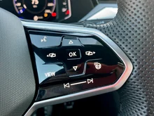 VW Arteon SB R-Line TDI 4MOTION DSG in Oryxweiß Perlmutteffekt