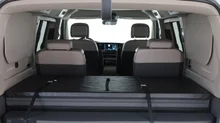 VW California Beach eHybrid 180 kW 4M in Monosilber Met./Dach Deepblack Perleff.