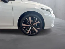 VW Golf Falco Edition mHEV DSG in Pure White