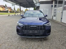 Audi Q3 e-tron 45 TFSI e in navarrablau metallic